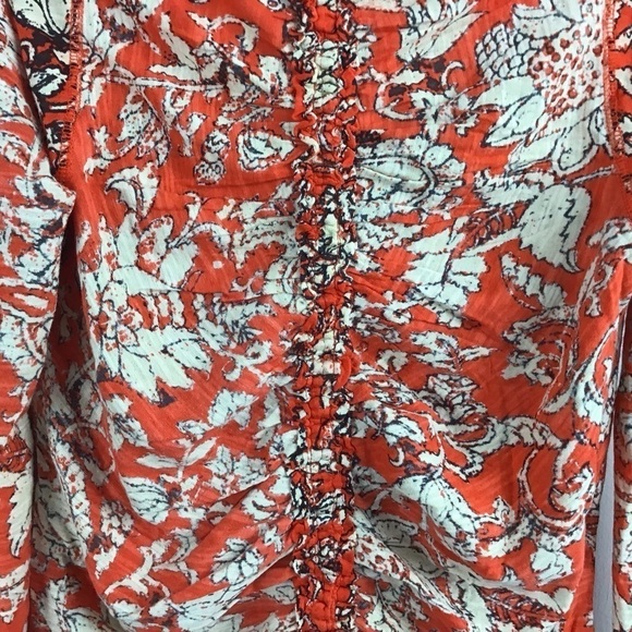 Free People Say The Word Floral V-Neck Ruched Top Ruby Red Size Large NWT - Picture 6 of 10